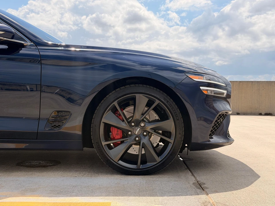 2022 Genesis G70 - Image 19 of 31