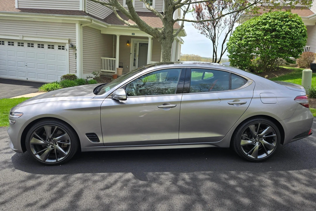 2022 Genesis G70 - Image 9 of 31