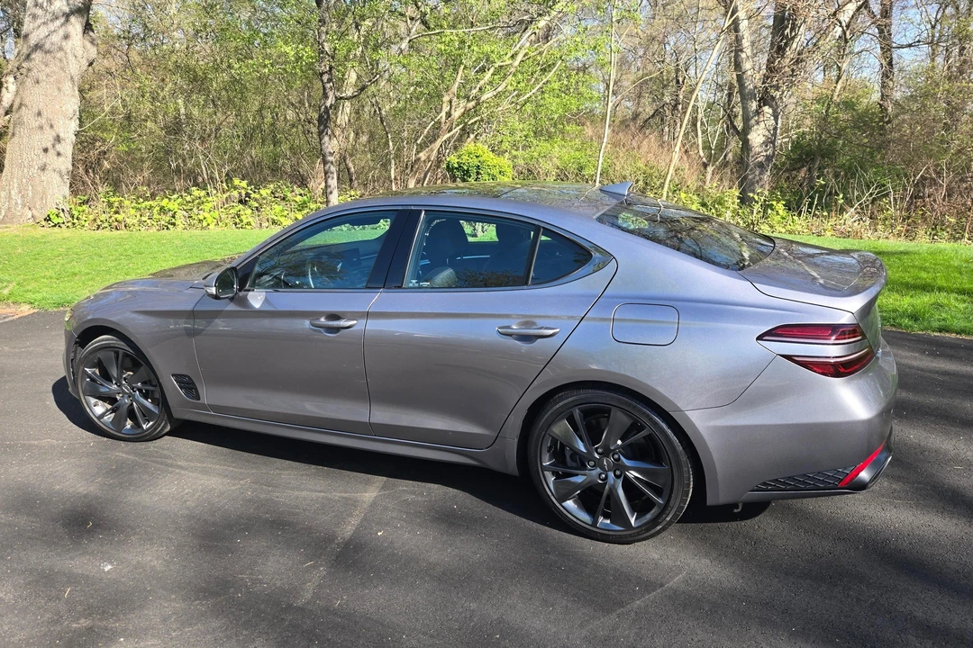 2022 Genesis G70 - Image 11 of 31