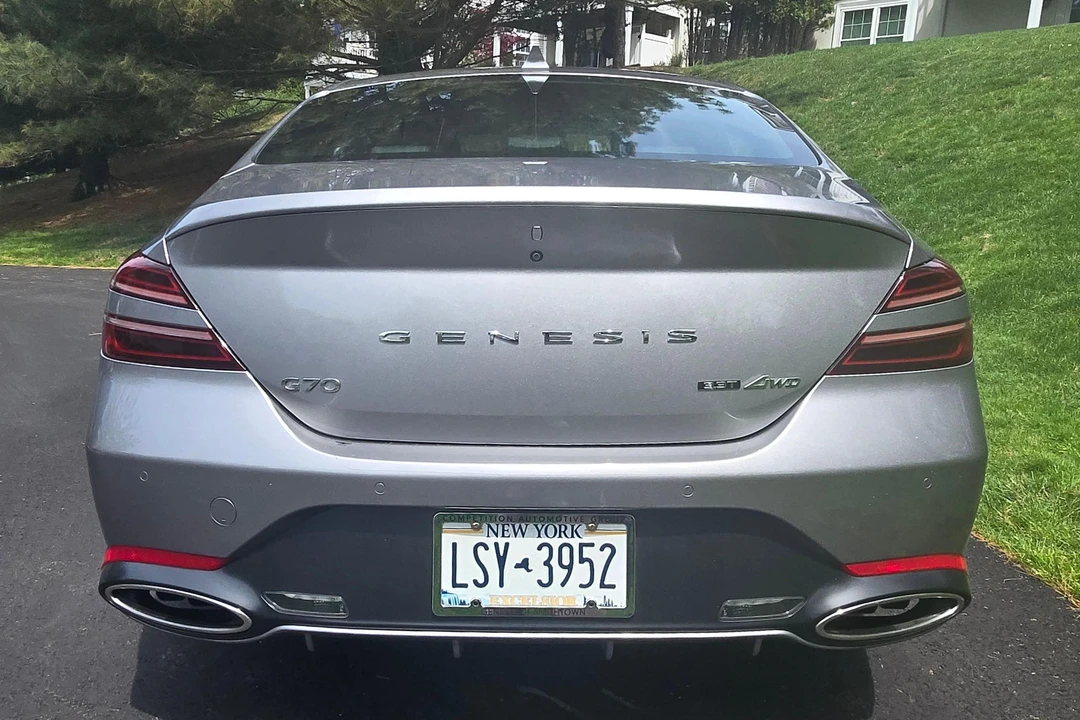 2022 Genesis G70 - Image 5 of 31