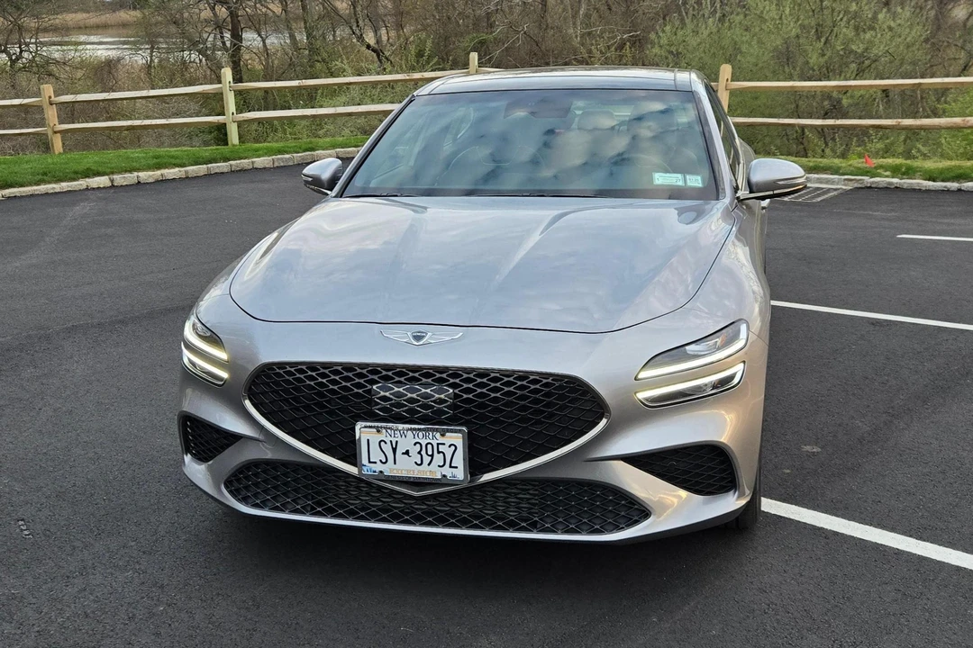 2022 Genesis G70 - Image 7 of 31