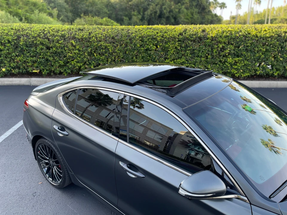 2022 Genesis G70 - Image 28 of 31