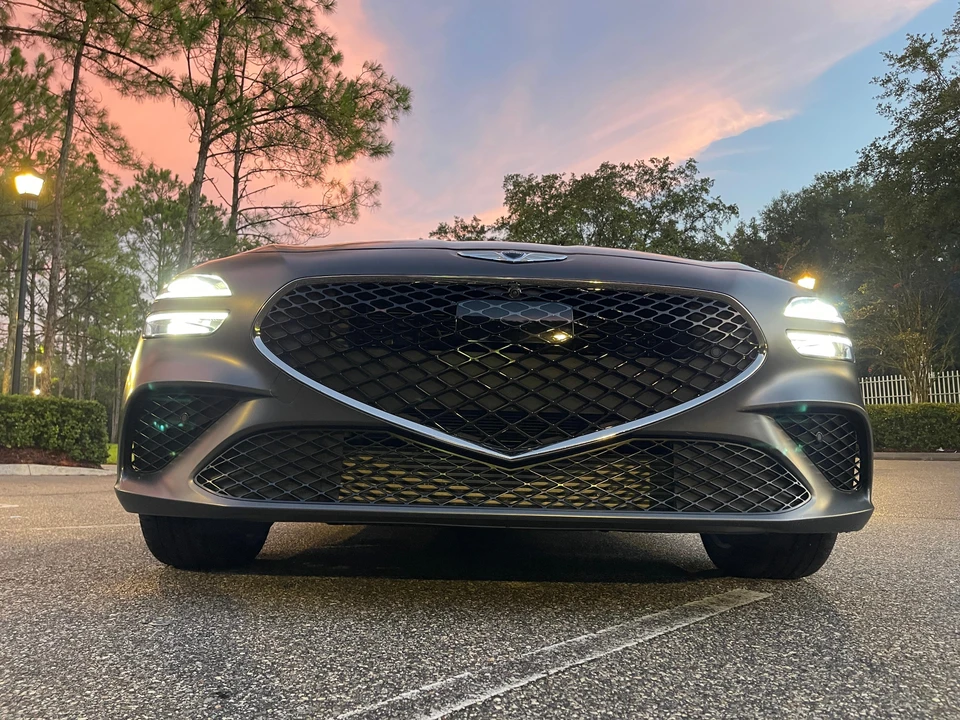 2022 Genesis G70 - Image 17 of 31