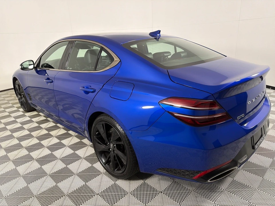 2022 Genesis G70 - Image 8 of 12