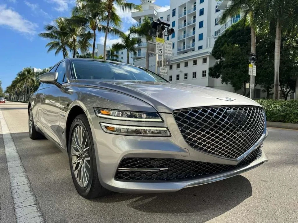 2022 Genesis G80 - Image 8 of 12
