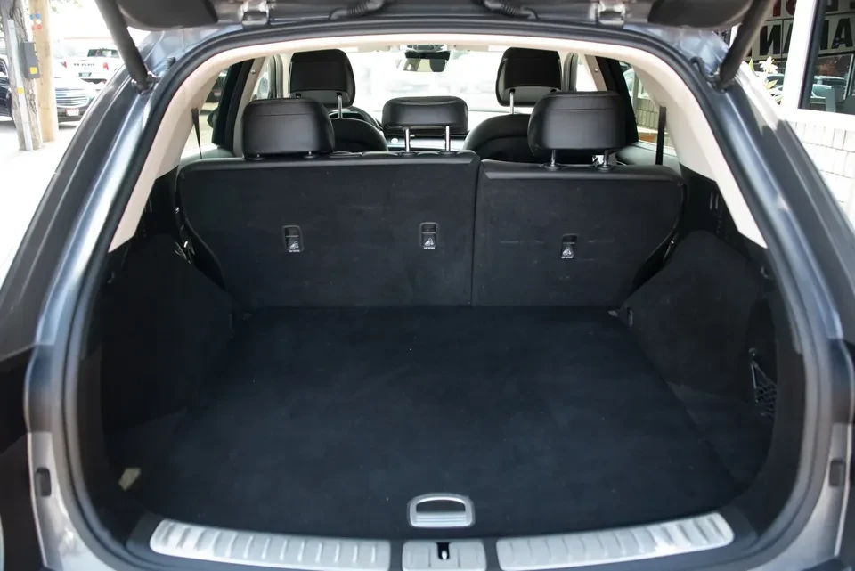 2022 Genesis GV70 - Image 8 of 8