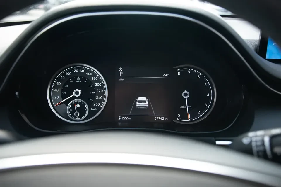 2022 Genesis GV70 - Image 6 of 8
