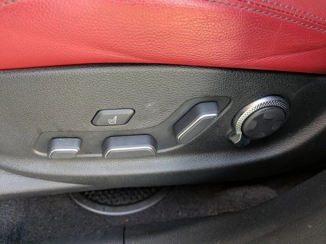 2022 Genesis GV70 - Image 19 of 21