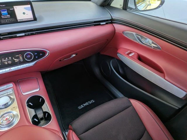 2022 Genesis GV70 - Image 13 of 21