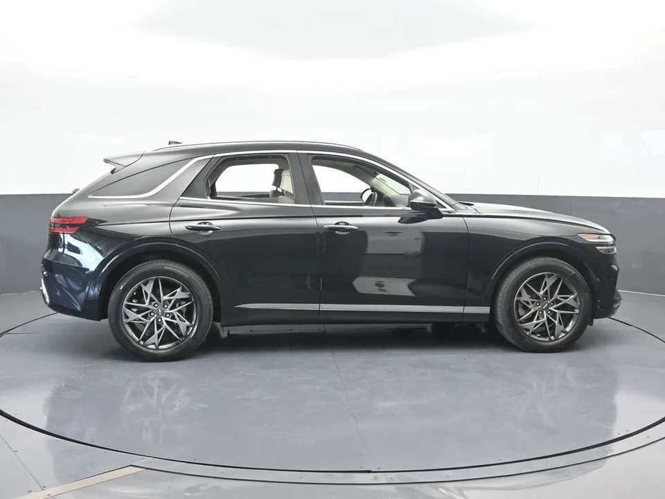 2022 Genesis GV70 - Image 7 of 12