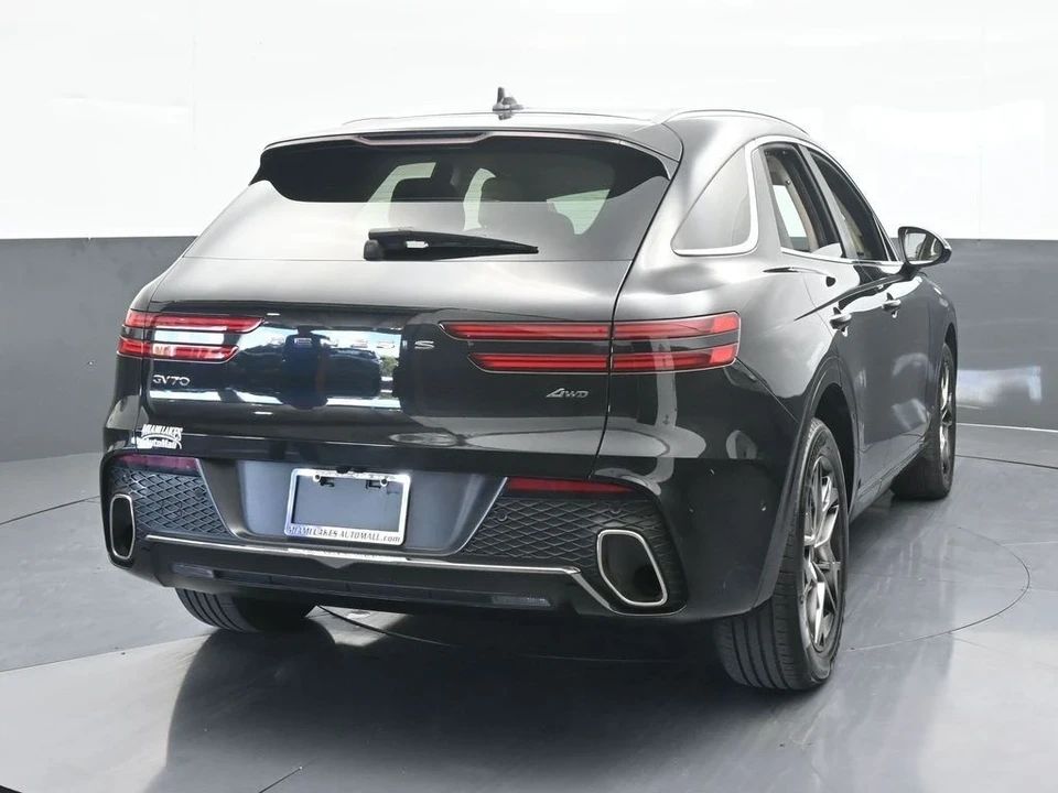 2022 Genesis GV70 - Image 5 of 12