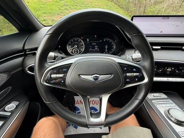2022 Genesis GV70 - Image 18 of 21