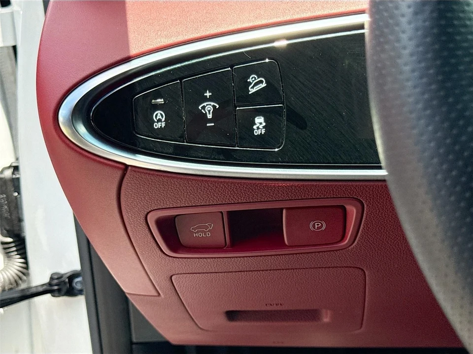 2022 Genesis GV70 - Image 10 of 21
