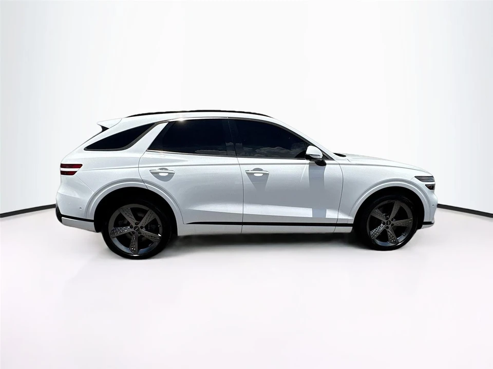 2022 Genesis GV70 - Image 8 of 21