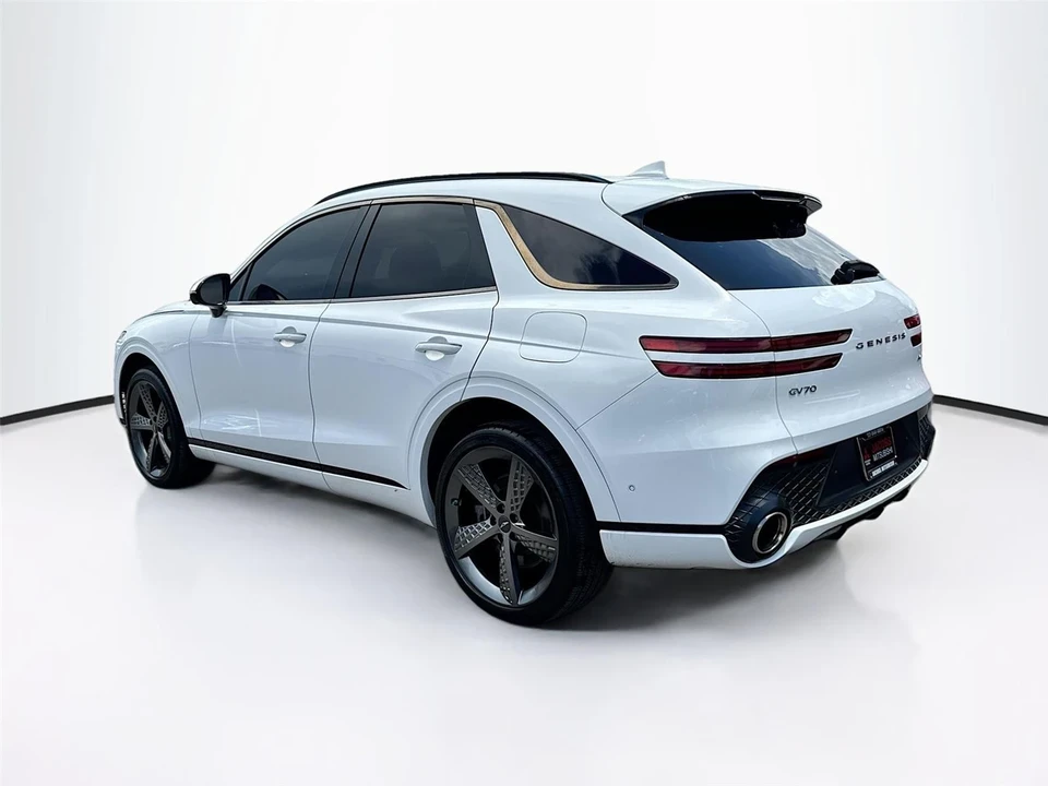 2022 Genesis GV70 - Image 5 of 21
