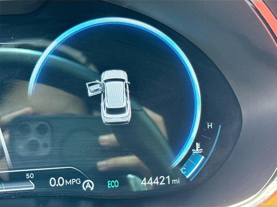 2022 Genesis GV70 - Image 12 of 21