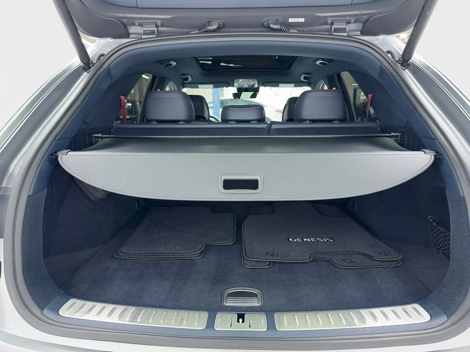 2022 Genesis GV70 - Image 19 of 21