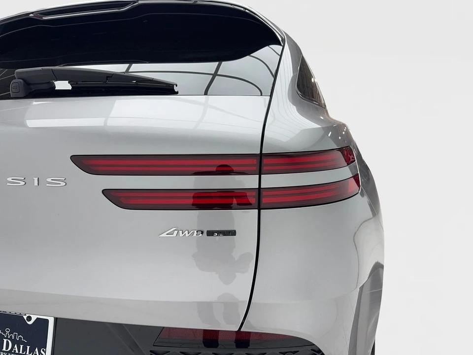 2022 Genesis GV70 - Image 10 of 21