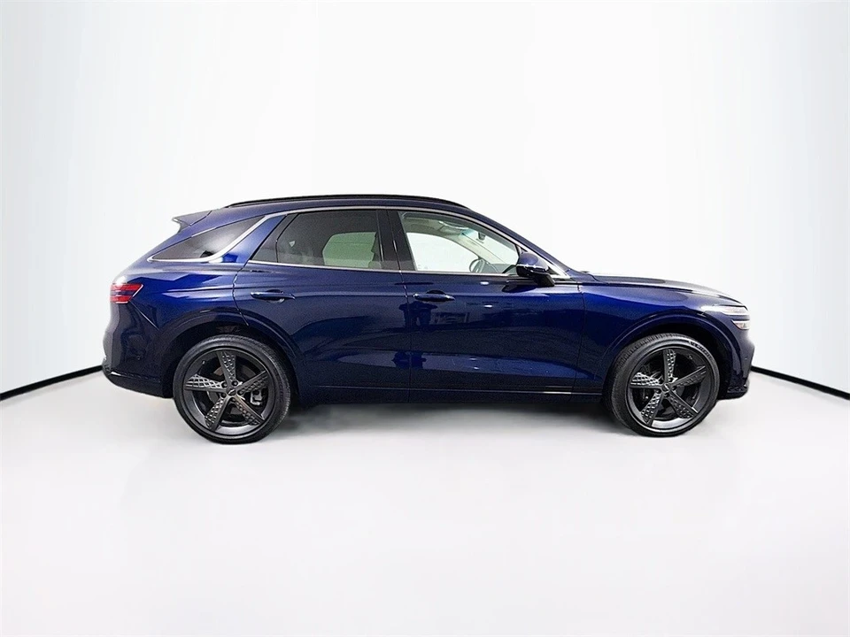 2022 Genesis GV70 - Image 8 of 12