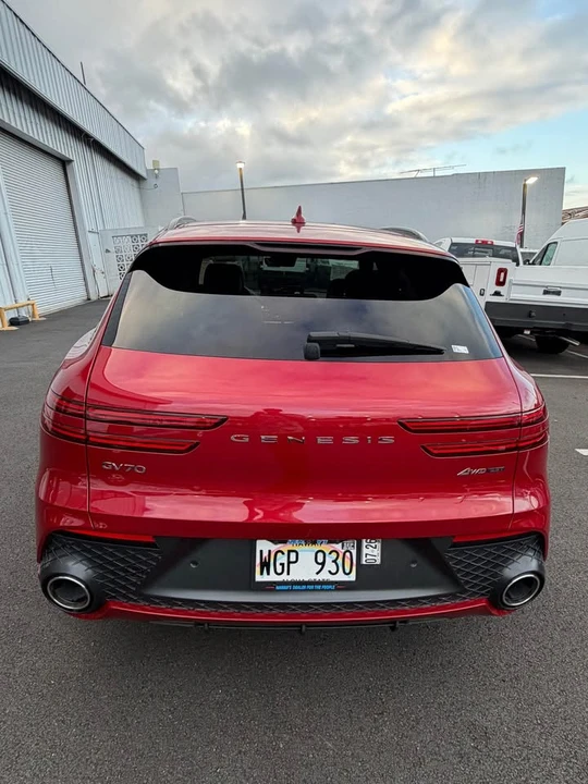 2022 Genesis GV70 - Image 4 of 6