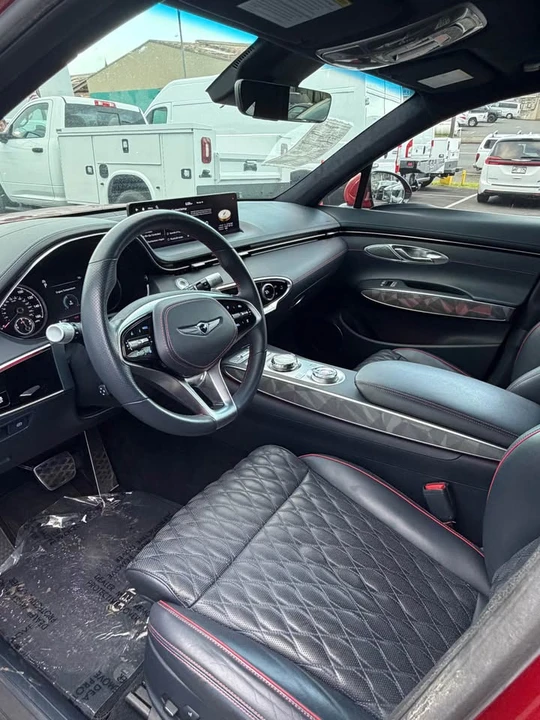 2022 Genesis GV70 - Image 5 of 6