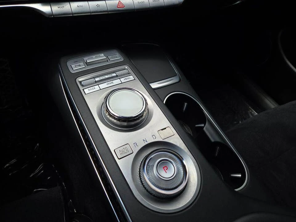 2022 Genesis - Image 14 of 14
