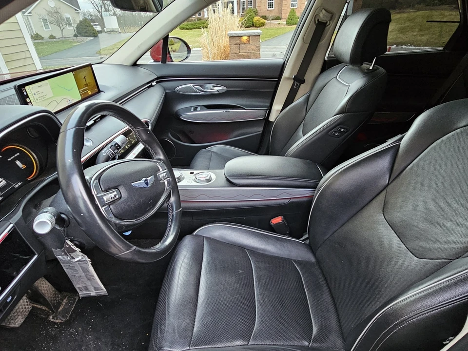 2022 Genesis GV70 - Image 8 of 15
