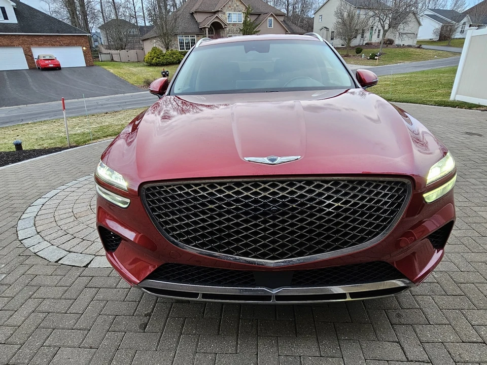 2022 Genesis GV70 - Image 2 of 15