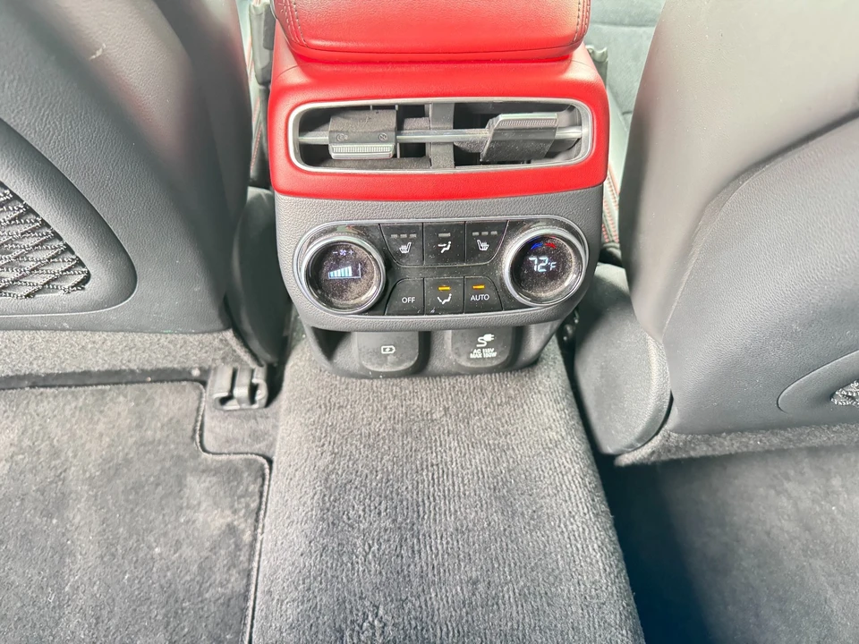 2022 Genesis GV70 - Image 12 of 21