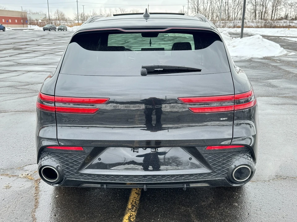 2022 Genesis GV70 - Image 7 of 21