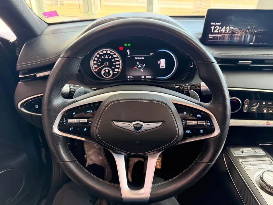 2022 Genesis GV70 - Image 17 of 18