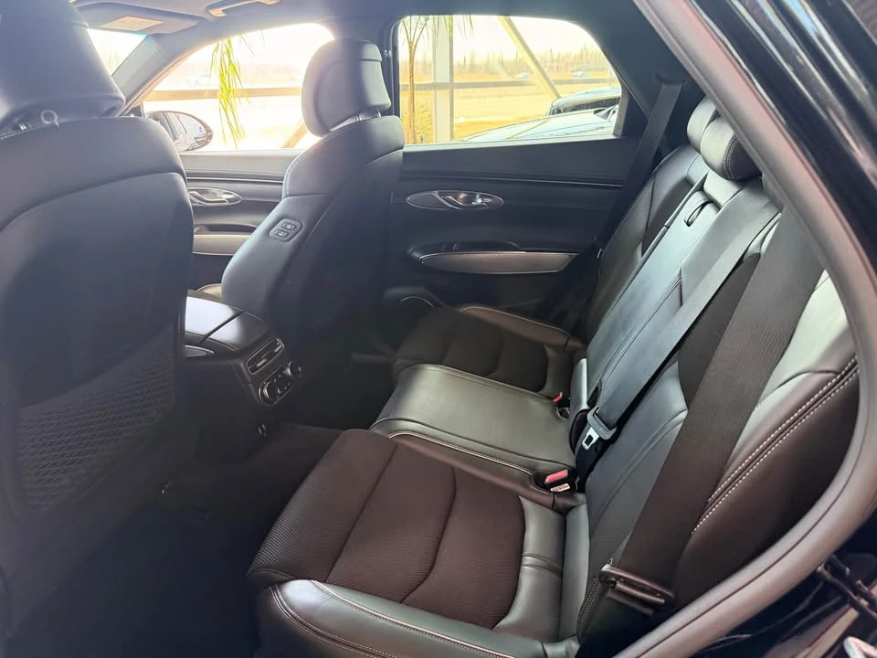 2022 Genesis GV70 - Image 7 of 18
