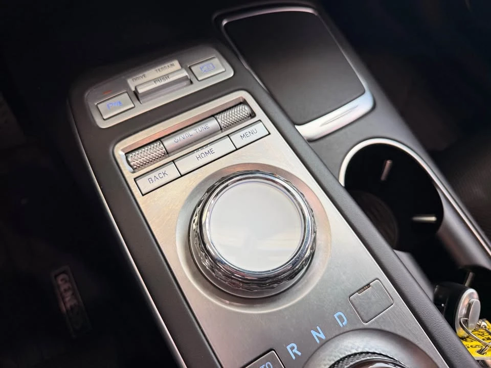 2022 Genesis GV70 - Image 14 of 18