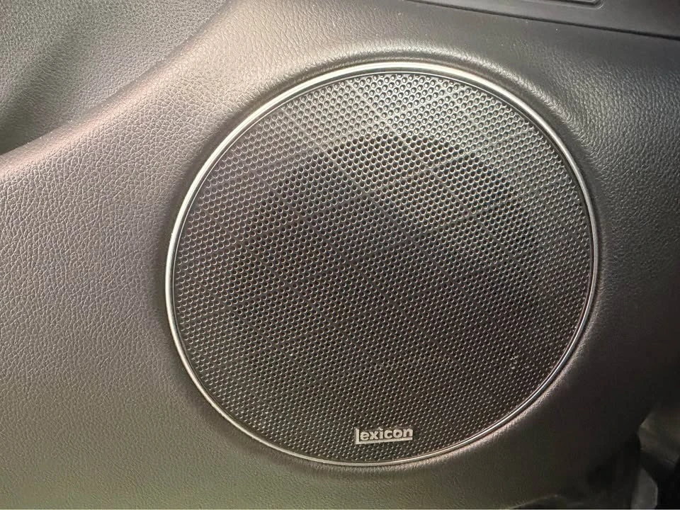 2022 Genesis GV70 - Image 12 of 18