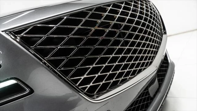 2022 Genesis GV80 - Image 13 of 21
