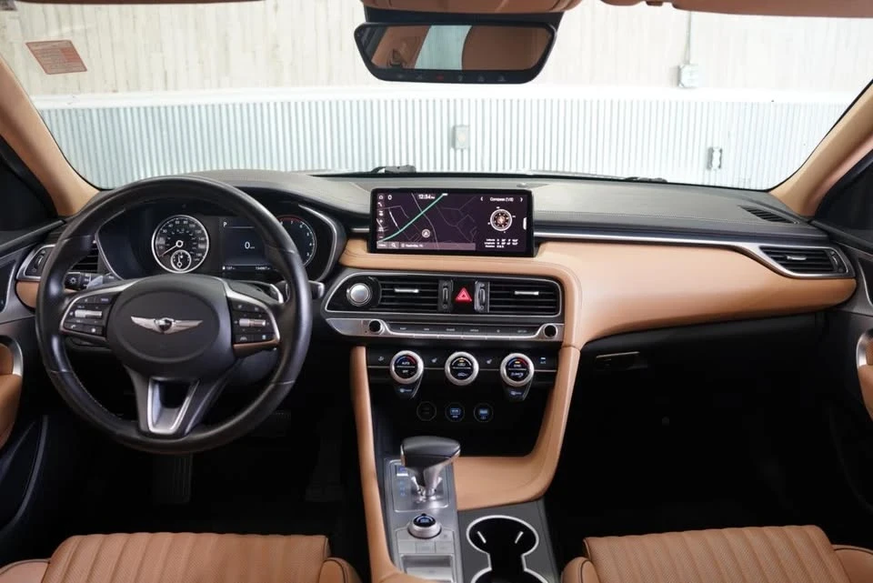 2022 Genesis G70 - Image 16 of 19