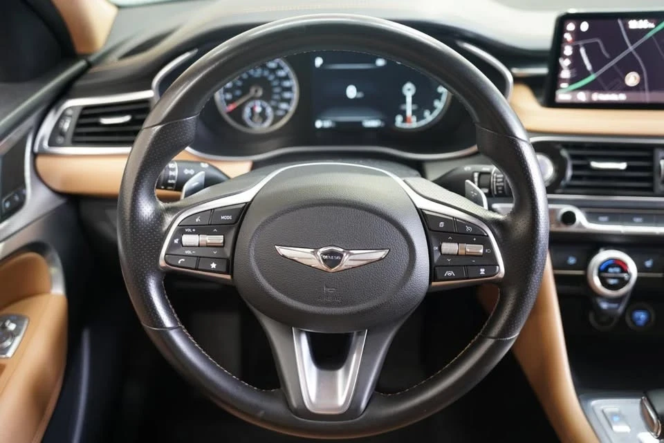 2022 Genesis G70 - Image 11 of 19
