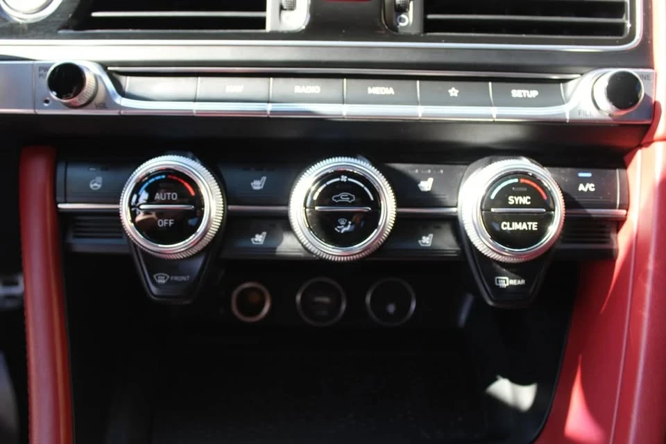 2022 Genesis G70 - Image 12 of 20