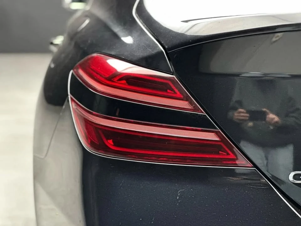 2022 Genesis G70 - Image 10 of 18
