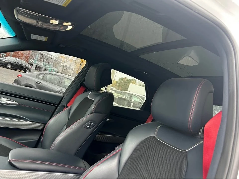 2022 Genesis G70 - Image 6 of 9