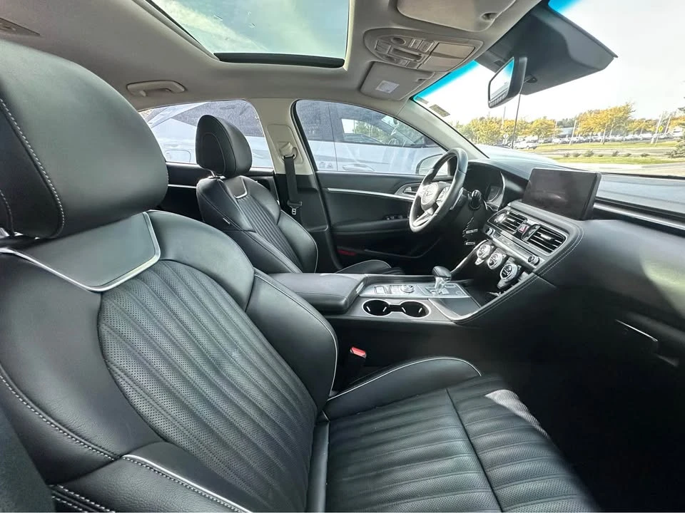 2022 Genesis G70 - Image 6 of 6