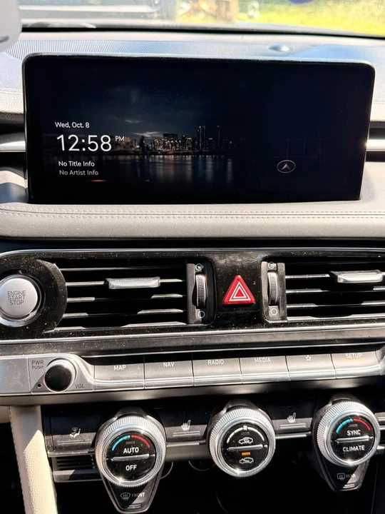 2022 Genesis G70 - Image 13 of 20