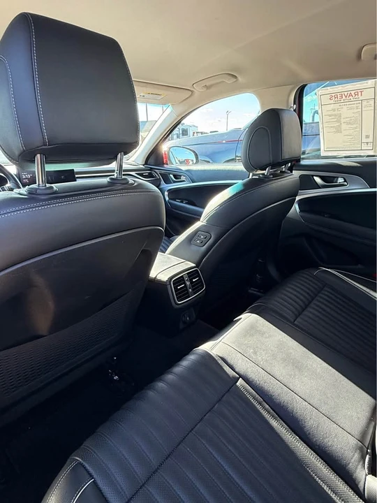 2022 Genesis G70 - Image 4 of 5