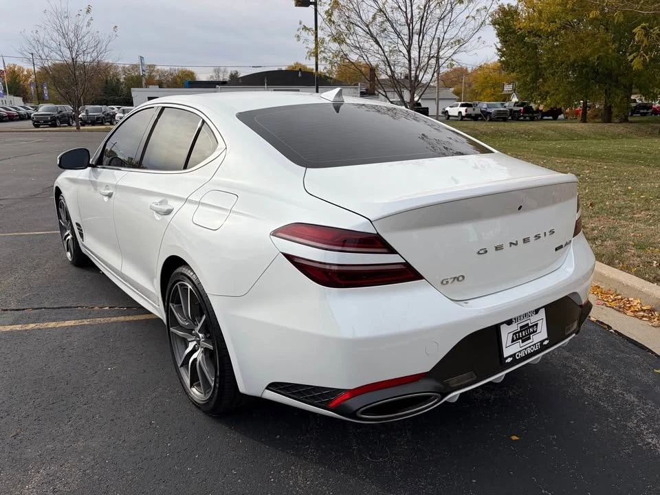 2022 Genesis G70 - Image 4 of 10
