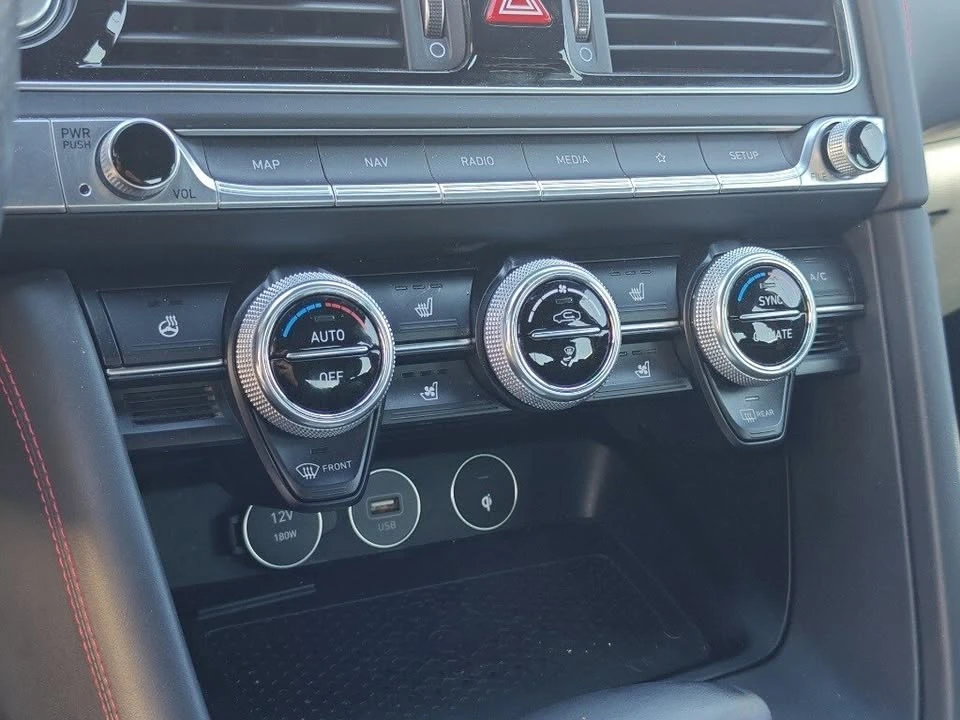2022 Genesis G70 - Image 11 of 16