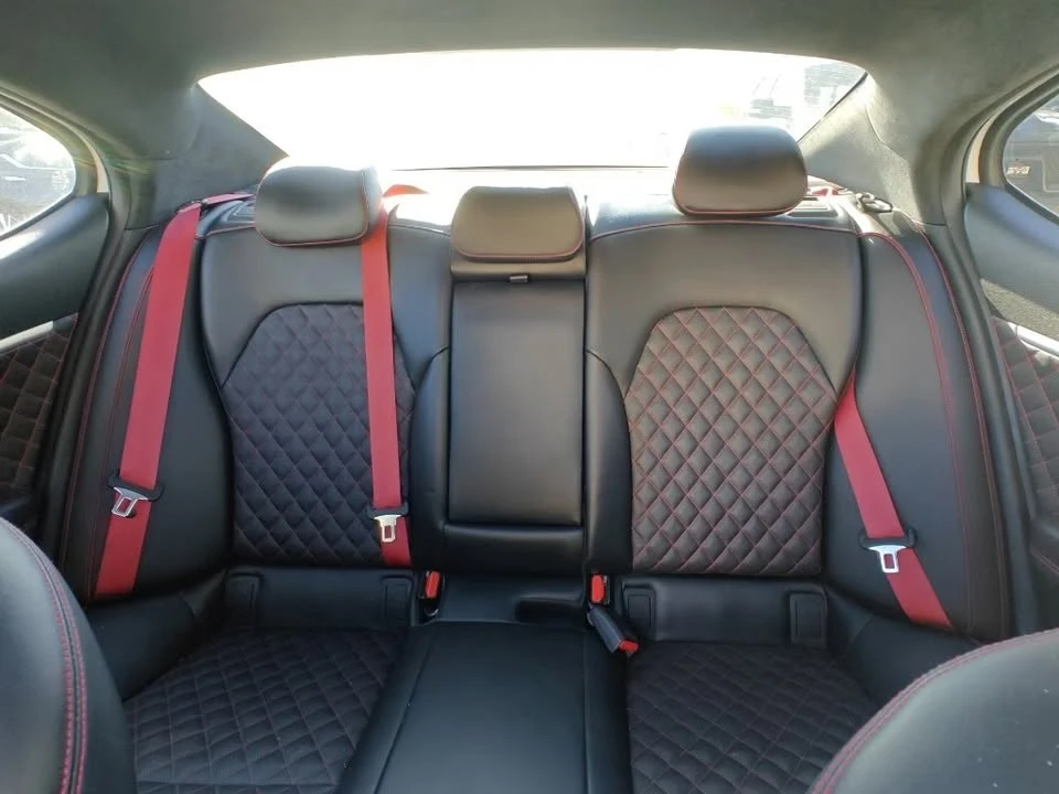 2022 Genesis G70 - Image 14 of 16