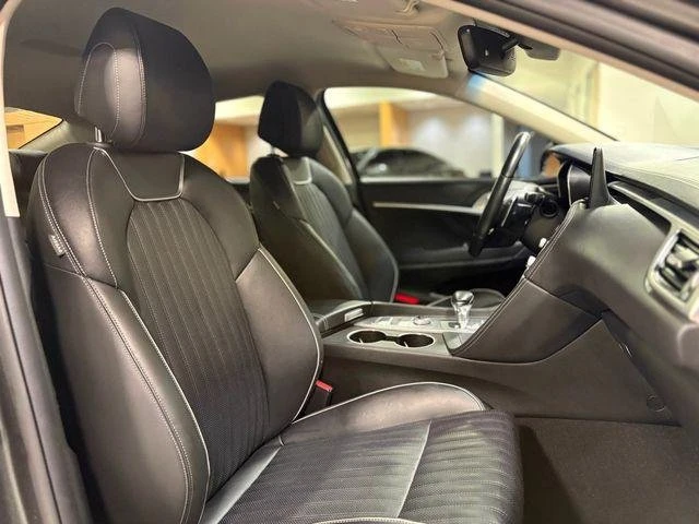 2022 Genesis G70 - Image 12 of 18