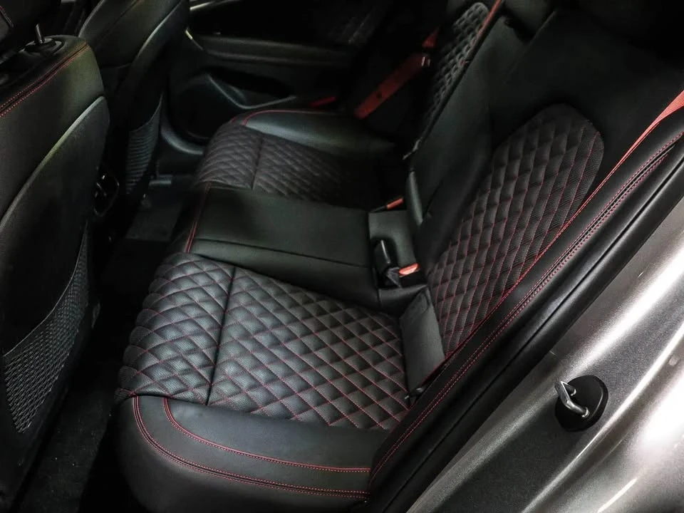 2022 Genesis G70 - Image 17 of 19