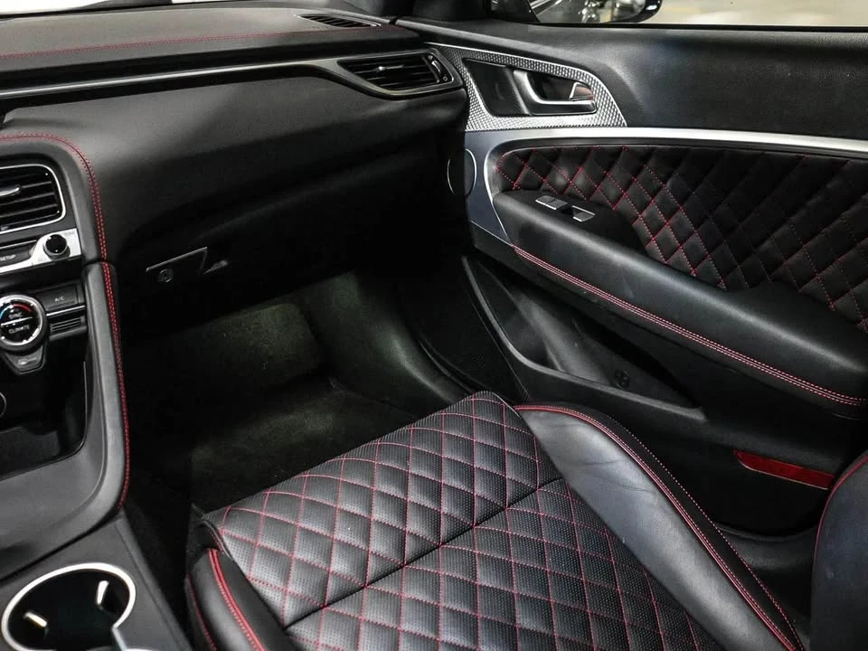 2022 Genesis G70 - Image 14 of 19