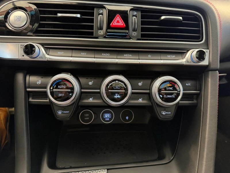 2022 Genesis G70 - Image 13 of 16